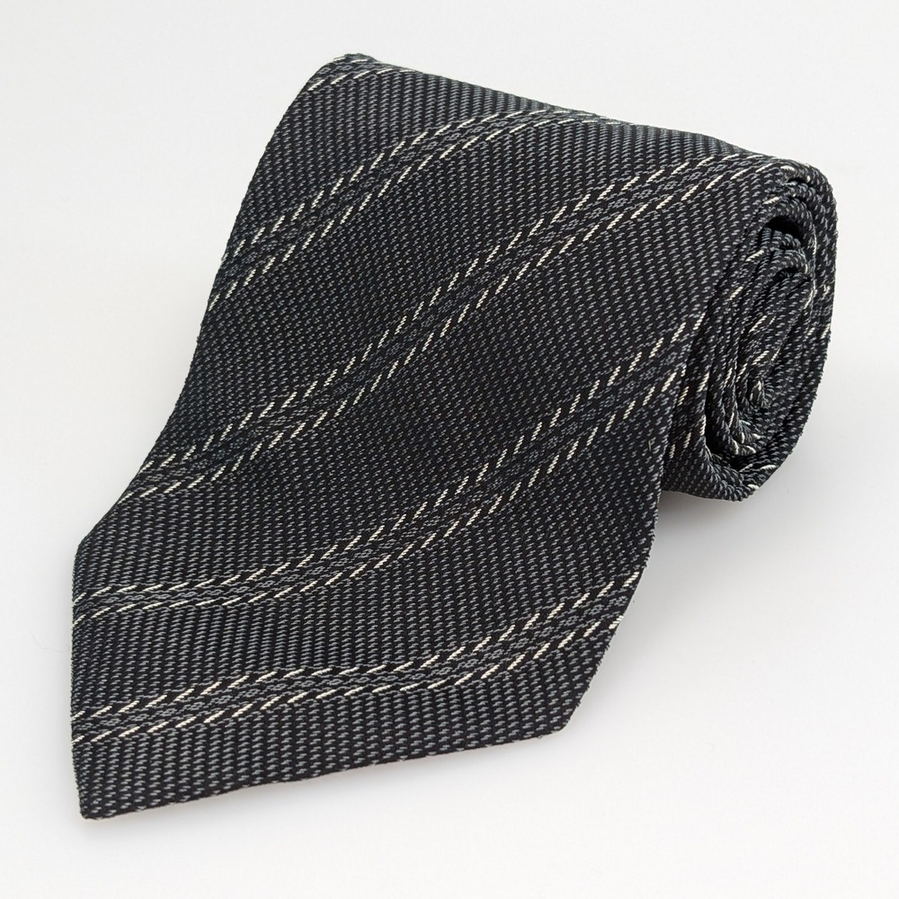 Calvin Klein Diagonal Striped Silk Neck Tie 3.75 x 56 Black Gray Silver Italy